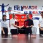 Photo&nbsp;of&nbsp;the&nbsp;two&nbsp;parties&nbsp;signing&nbsp;the&nbsp;agreement